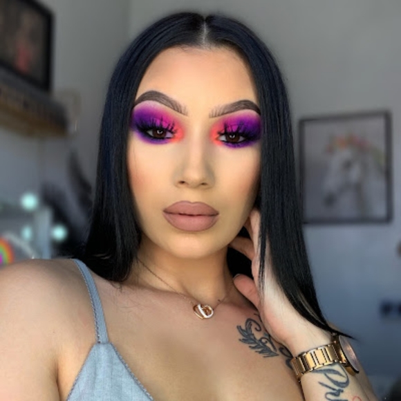 DISCONTINUED. Morphe Nikita Artistry pallette. - Picture 4 of 4